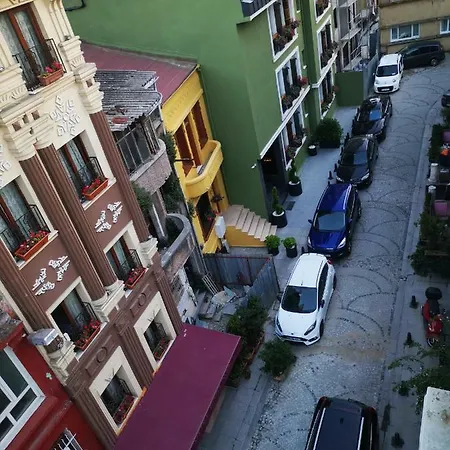 Kizil Elma Sultanahmet